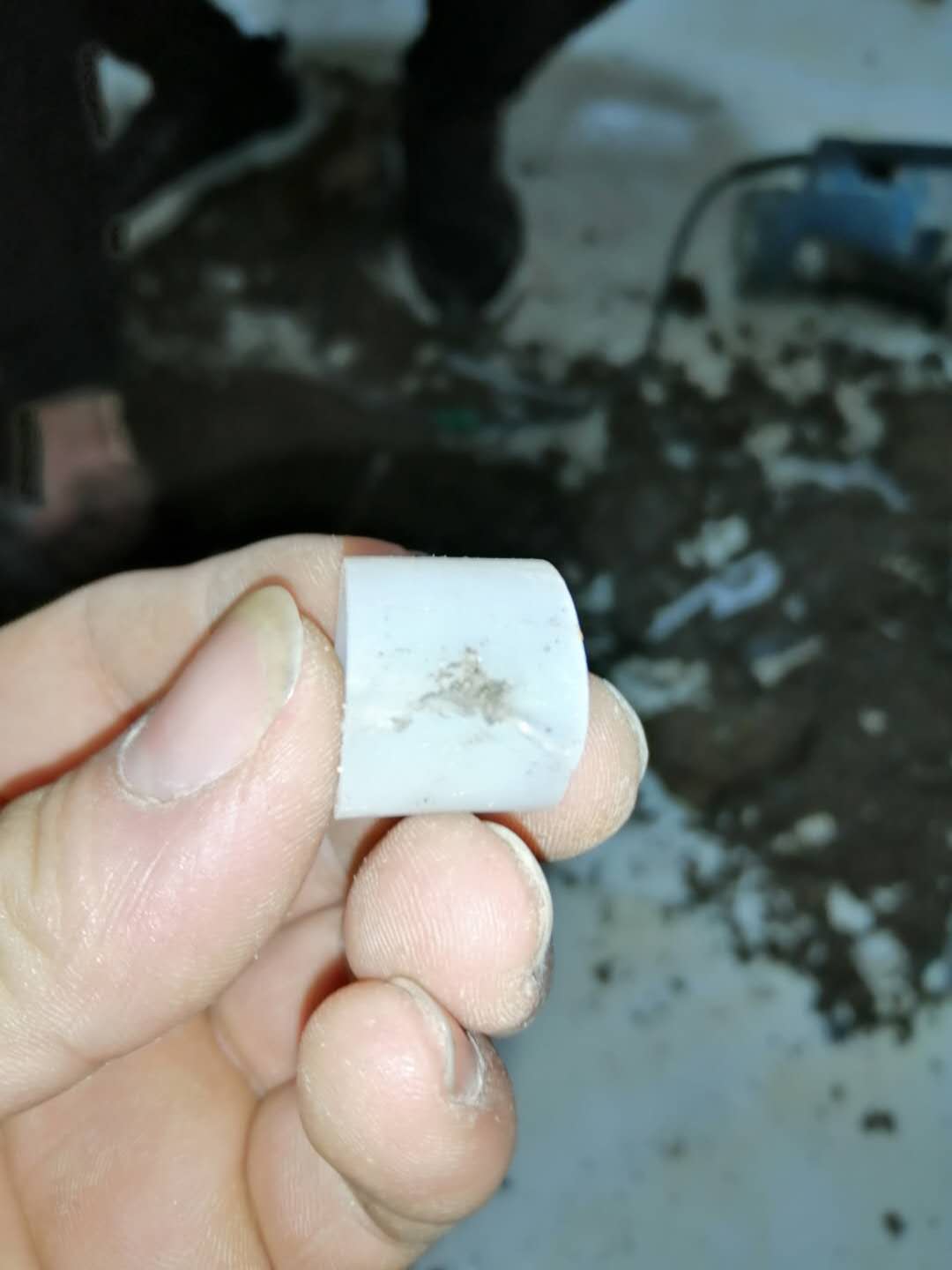 徐闻家里地暖漏水了怎么办？